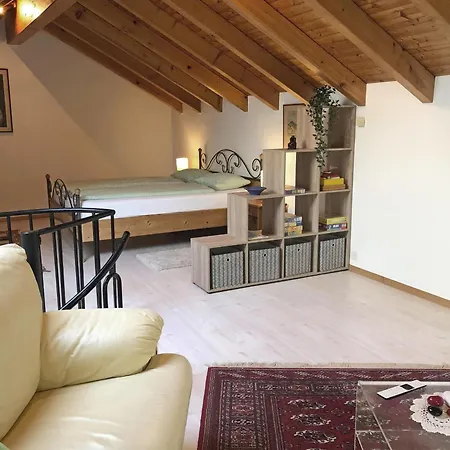 Holiday home Casa Gialla By Fewotessin